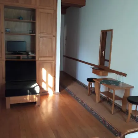 Odvasko Etterem Es Panzio Oda ve Kahvaltı